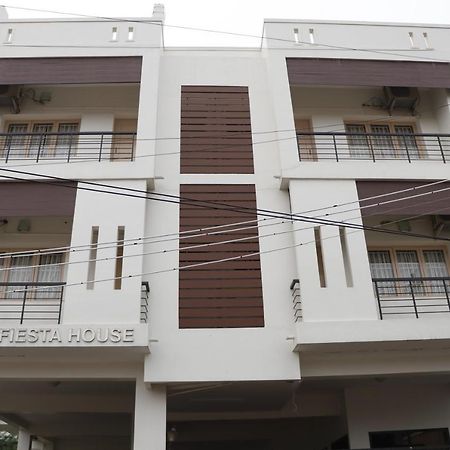 Fiesta House Pallikaranai Csennai Kültér fotó